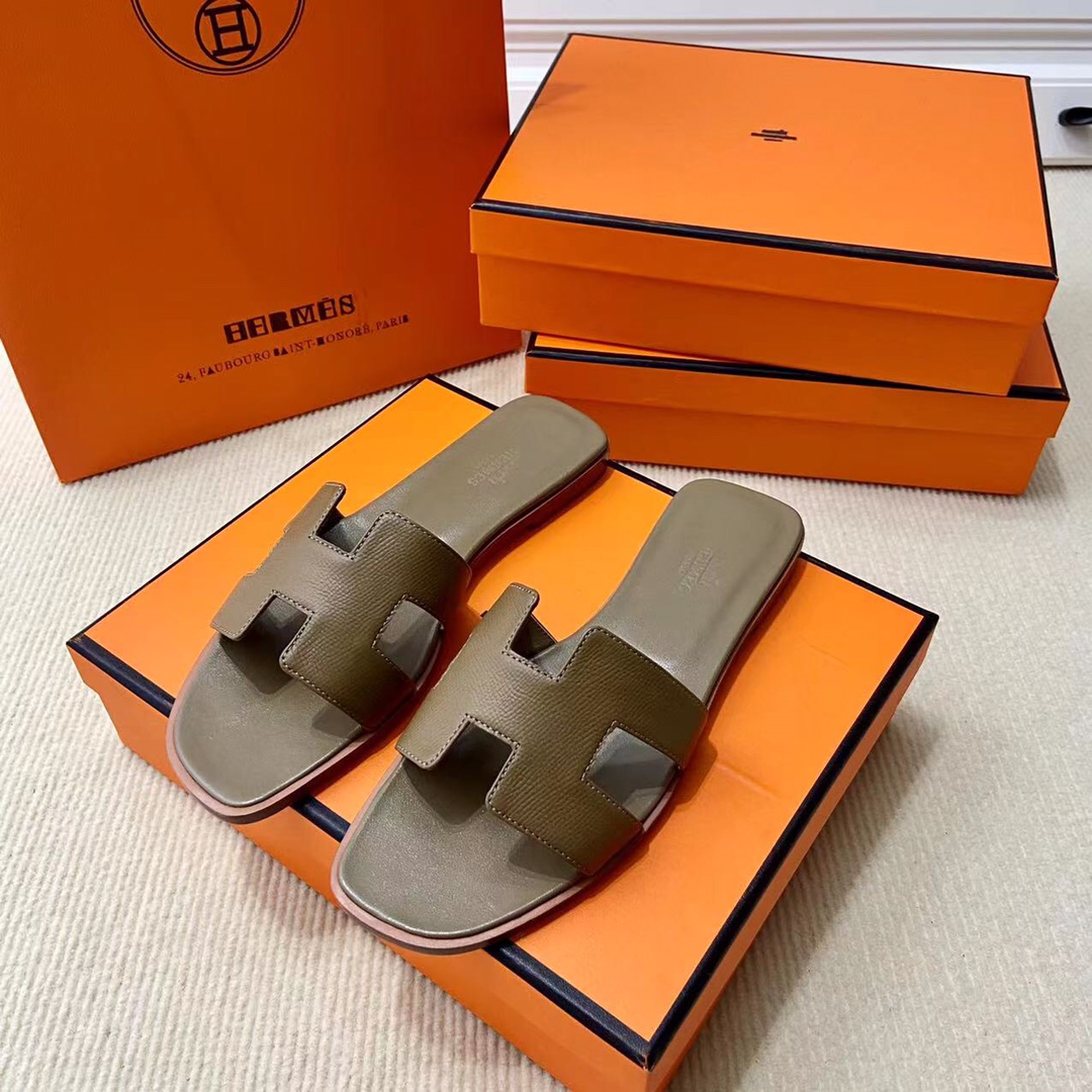 에르메스 올수공 오란 슬리퍼 샌들 앱송 57